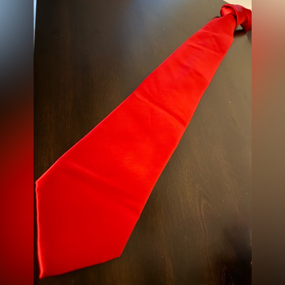 Geoffrey Beene Red Classic Necktie | 100% Polyester | Bold Formal Business Tie - Picture 2 of 3